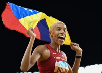 «Sin prisa, pero sin pausa», la reina Yulimar Rojas apunta a los Mundiales de 2025