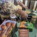 ¿Remesas en efectivo o comida?: el dilema de emigrantes ante una Cuba en crisis