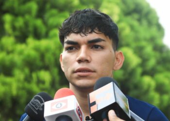 «Si toca quedarse (en Alianza) bienvenido sea», Leo Menjívar