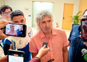 VIDEO | ¿El Mágico González jugará con el Cádiz o la Selecta en su homenaje?
