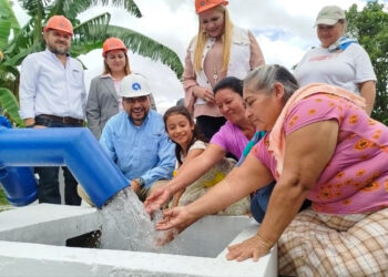 Gobierno de El Salvador mejora servicio de agua potable en Santa Ana