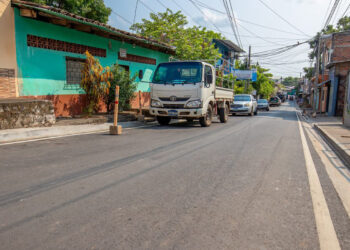 Reparan las calles en San Francisco Menéndez, Ahuachapán