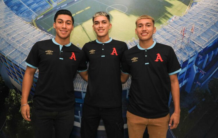 Andrés Rivas, Alejandro Henríquez y Dennis García. Foto David Martínez