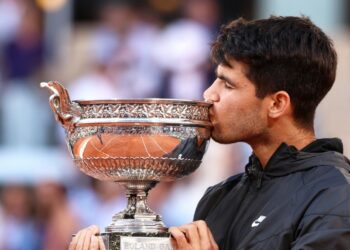 Alcaraz se corona por primera vez en la tierra prometida de Roland Garros