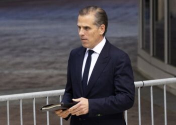 Jurado halla culpable a Hunter Biden por posesión ilegal de arma de fuego