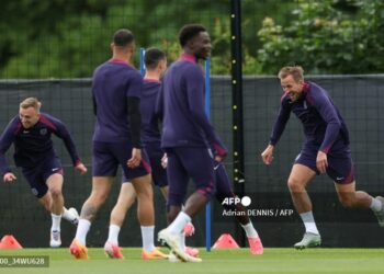Inglaterra y Países Bajos, candidatos al título debutan en la Eurocopa