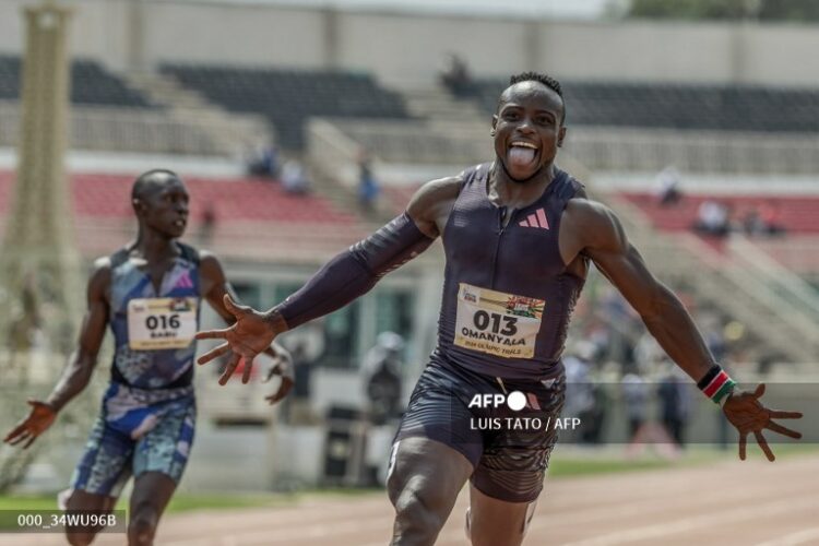 El keniano Ferdinand Omanyala, es firme candidato a ganar los 100 m en París 2024. Foto/ AFP