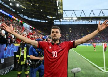 Albania establece récord marcando el gol más rápido en la historia de la Eurocopa