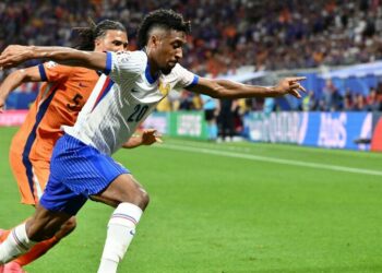 Francia y Países Bajos se reparten los puntos en primer partido sin goles de la Eurocopa