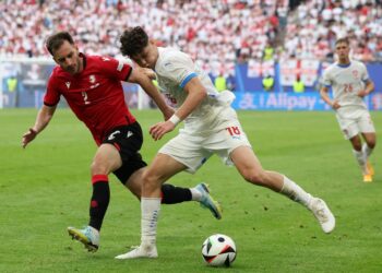 Una fallona República Checa solo logra empatar (1-1) ante Georgia