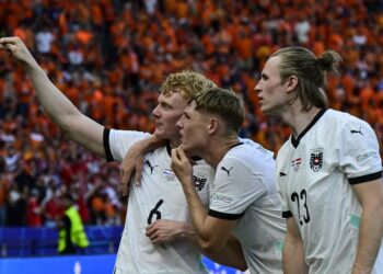 Austria sorprende a Países Bajos mientras Polonia arranca un empate ante Francia
