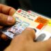 Desmantelan en Francia una red que facilitaba documentos falsos a trabajadores agrícolas sudamericanos