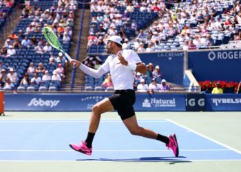 Marcelo Arévalo y Pavic siguen firmes en el Roland Garros
