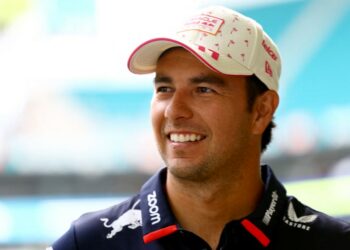 «Checo» Pérez seguirá siendo un «Red Bull» hasta 2026