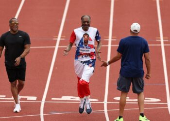 Snoop Dogg sorprende con su propia marca en los 200 metros planos