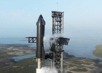 El cohete Starship de SpaceX, el mayor del mundo, despega en su cuarto vuelo de prueba