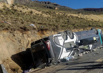 El difícil combate contra el desangre en las carreteras en Perú