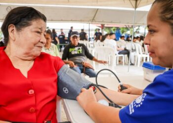 Gobierno acerca servicios legales y de salud a la población con la Feria Integra