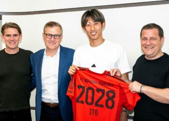 Bayern Múnich ficha al defensa japonés del Stuttgart Hiroki Ito