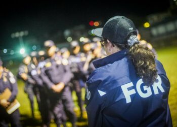 FGR gira 16 órdenes de captura y detiene a tres mujeres por estafa