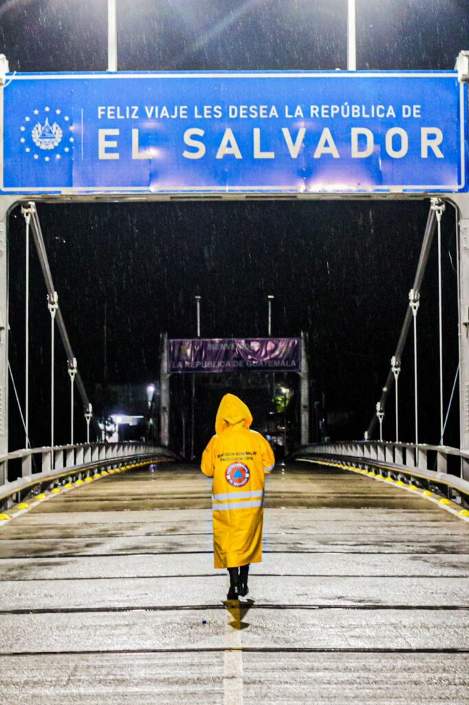 El nuevo puente binacional en La Hachadura estará listo en marzo de ...