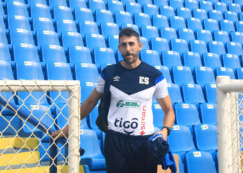 «El Salvador será una selección competitiva»: David Dóniga, técnico de la Azul