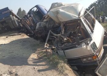 Choque de camión contra varios vehículos deja 14 muertos y 17 heridos graves en sur de Tanzania