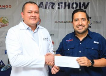Hospital Bloom recibe donativo económico recaudado en el «Airshow 2024»