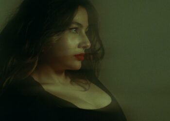 Cantante salvadoreña Danie lanza su sencillo «Lento»