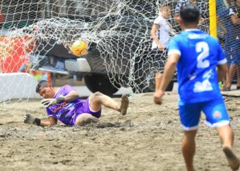 La Pirraya maravilla: cerró líder el grupo C de la Liga de Fútbol Playa
