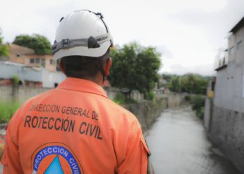 Protección Civil emite alerta verde por lluvias y tormentas en El Salvador