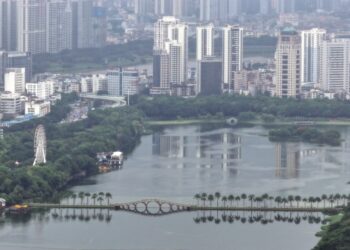 Fuertes lluvias provocan inundaciones en 22 ríos en región china de Guangxi