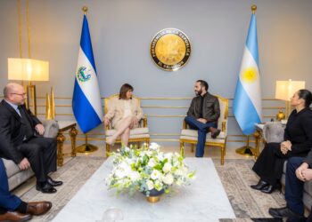 Ministra Bullrich, enviada por Milei, realza logros del Plan Control Territorial de El Salvador