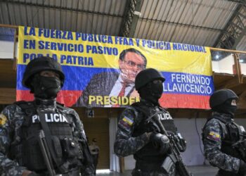 Hija de presidenciable asesinado en Ecuador denuncia amenazas de principal sospechoso