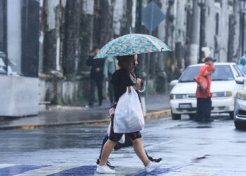 Medio Ambiente advierte sobre alta probabilidad de deslizamientos, caída de árboles, daños a infraestructura e inundaciones