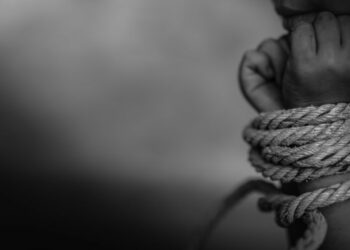 EE. UU. destaca avances positivos en El Salvador en el combate contra la trata de personas