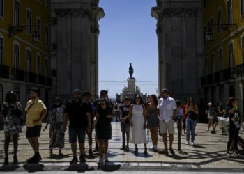 Portugal acogió 26,5 millones de turistas extranjeros en 2023, un récord
