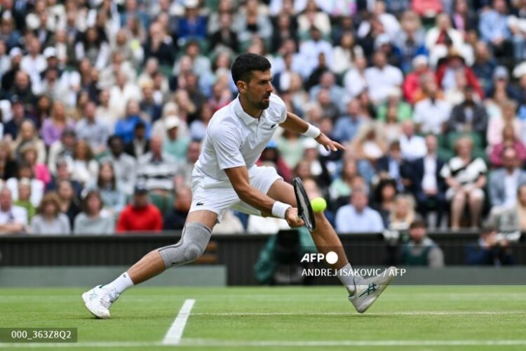 El serbio Novak Djokovic ganó en semifinales a  Lorenzo Musetti, de Italia y jugará la final de Wimbledon. Fotos/AFP