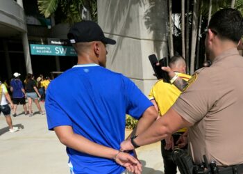 Argentinos y colombianos toman Miami; incidentes en el ingreso al estadio