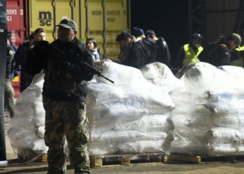 Policía realiza incautación «récord» de 4.000 kilos de cocaína en Paraguay
