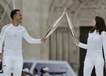 La larga espera de los espectadores, en un París olímpico en fiesta