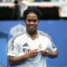 El futbolista brasileño Endrick se presenta como nuevo jugador del Real Madrid