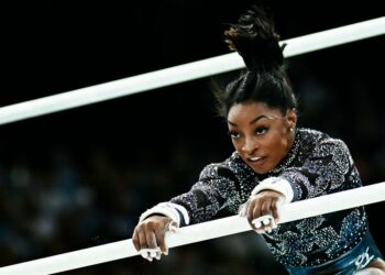 La luz de Biles ya ilumina París, el Dream Team calienta para debutar en París-2024