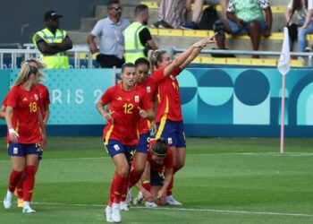 Alexia Putellas lleva a España a cuartos del fútbol femenino de París