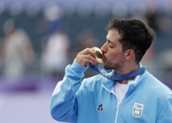 Latinoamérica suma primeros oros en los Juegos, el triatlón se celebra por fin en el Sena
