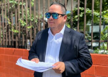 Will Salgado demanda al alcalde de San Miguel Centro, Álex Torres