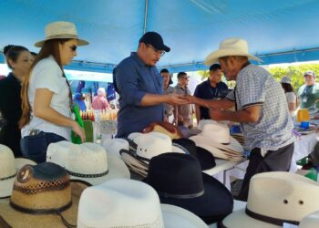 El INABVE lleva a cabo feria de emprendedores en fiestas julianas