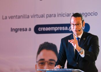 CNR lanza «Crea Empresa», una plataforma para formalizar negocios en El Salvador