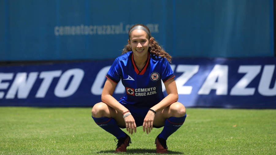 Danielle Fuentes metió un golazo en México