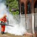 Ministerio de Salud y Bomberos realizan jornada de fumigación en Mejicanos